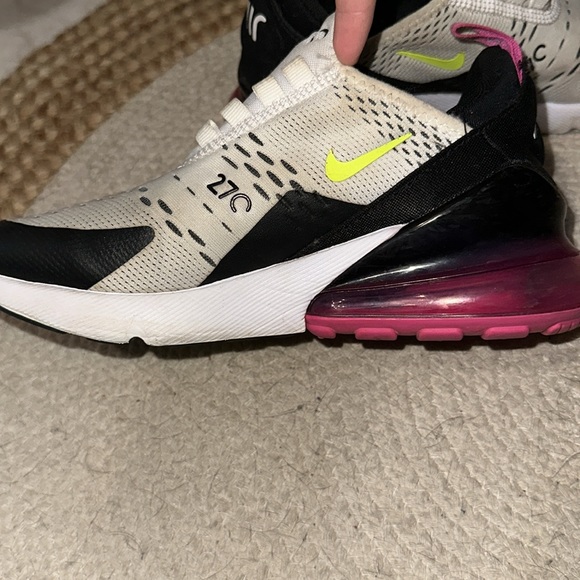 Air 270’s - Picture 4 of 7